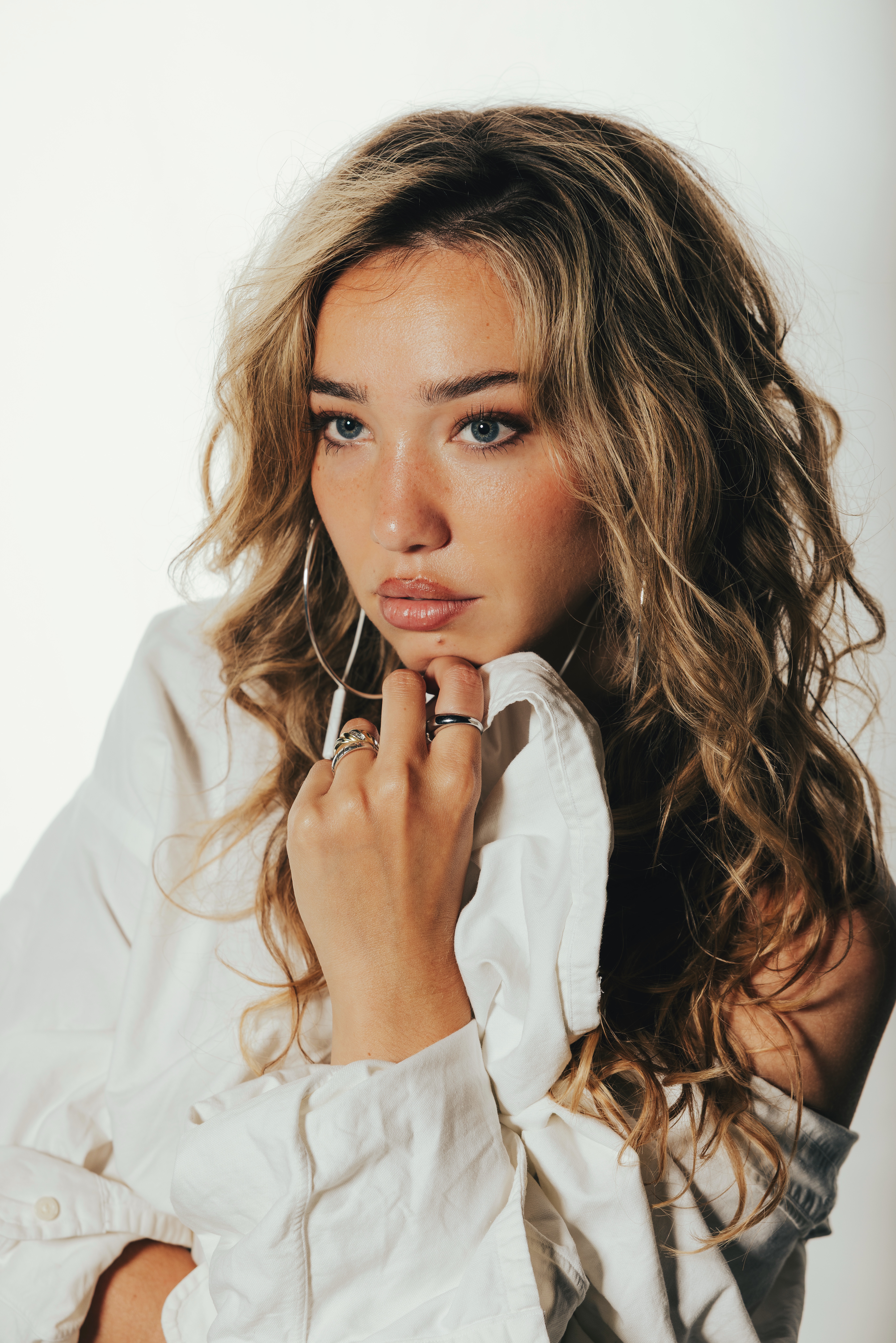 Danique brengt persoonlijke nieuwe single ‘Tijdloos’ uit